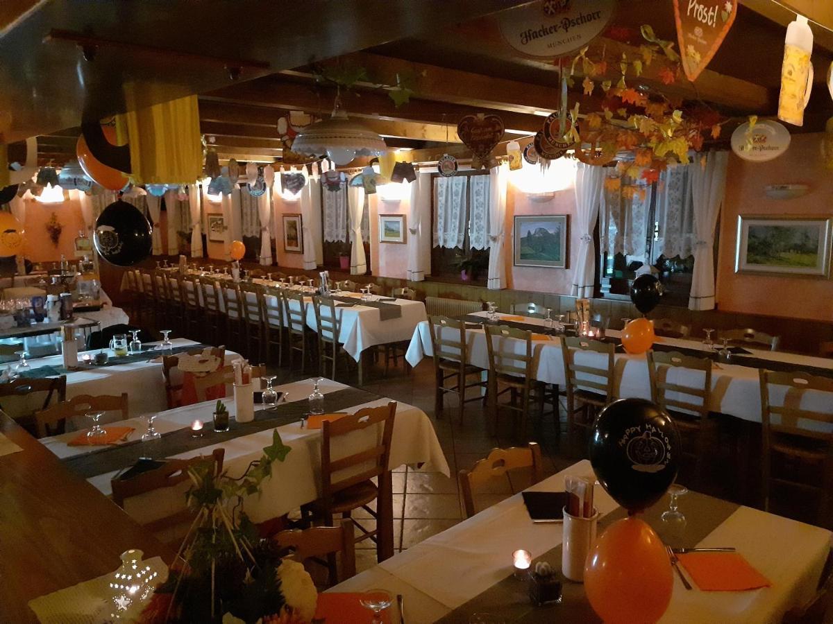Albergo Nuoitas Forni di Sopra Bagian luar foto